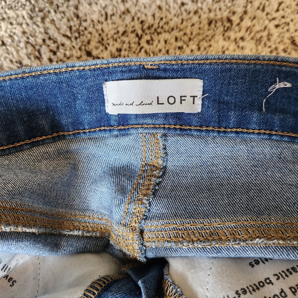 LOFT High waist skinny distressed denim - Picture 5 of 9